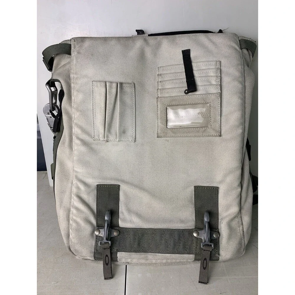 Oakley Tactical Field Gear Standard Issue Canvas Messenger Bag Adjustable Strap